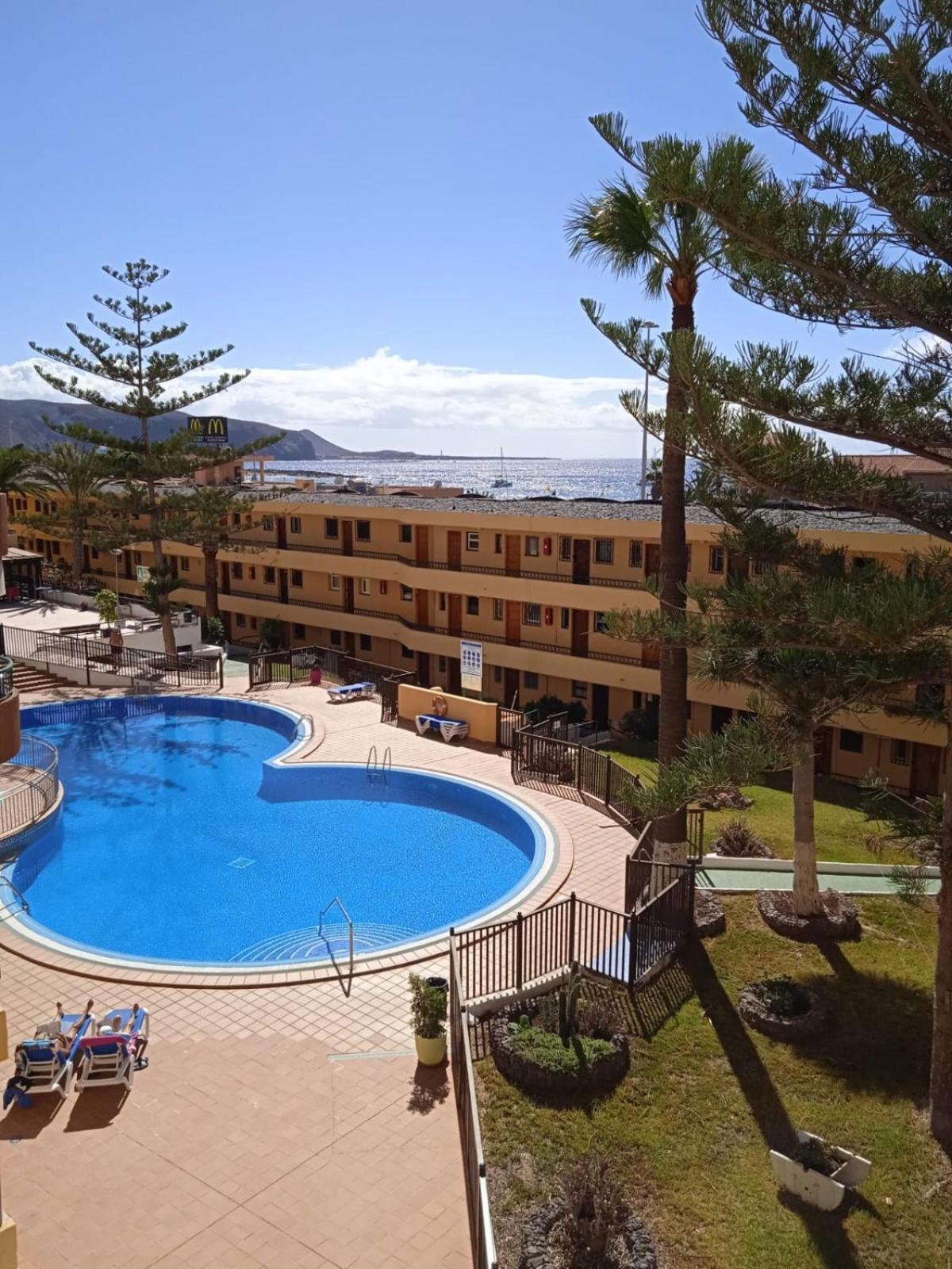 Firstline Apartment Los Cristianos Арона Екстер'єр фото